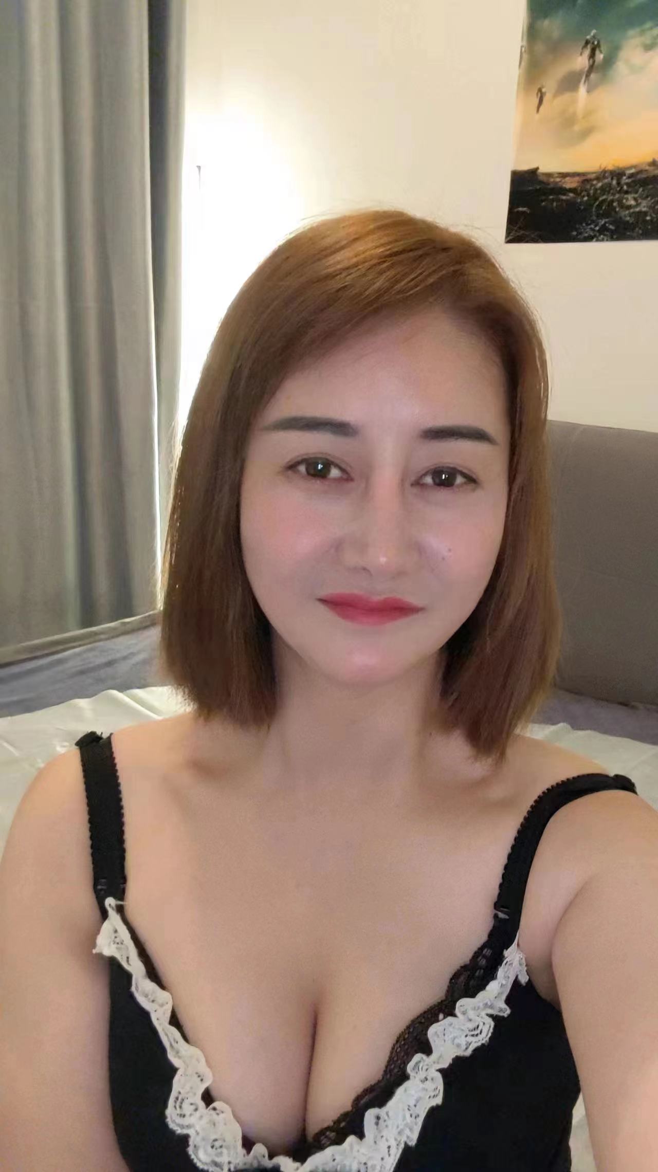 栖霞区新下海的兼职少妇