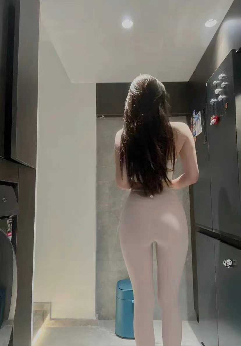 极品风Sao兼职小嫩妹很听话超粉嫩