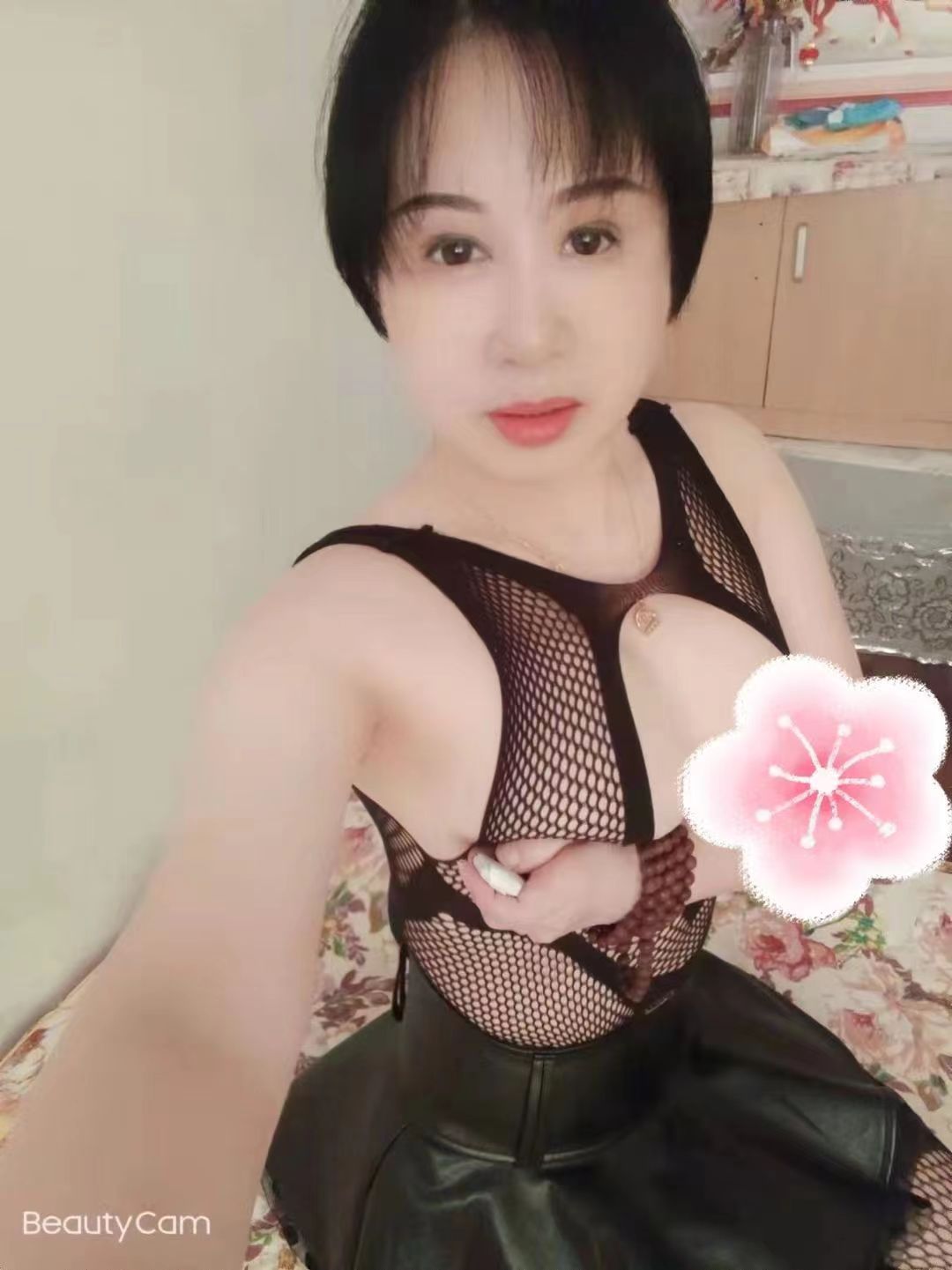 八号线价格服务天花板小姐姐