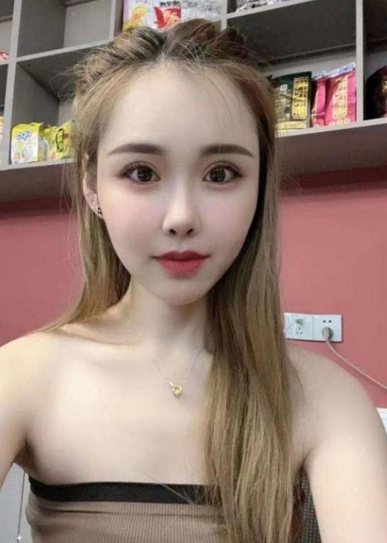 体验韵味十足的极品少妇