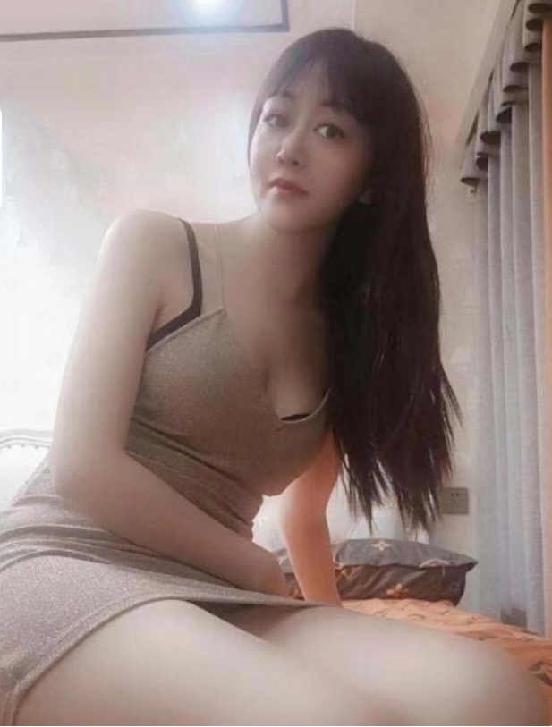 水多奶大的小Sao妇