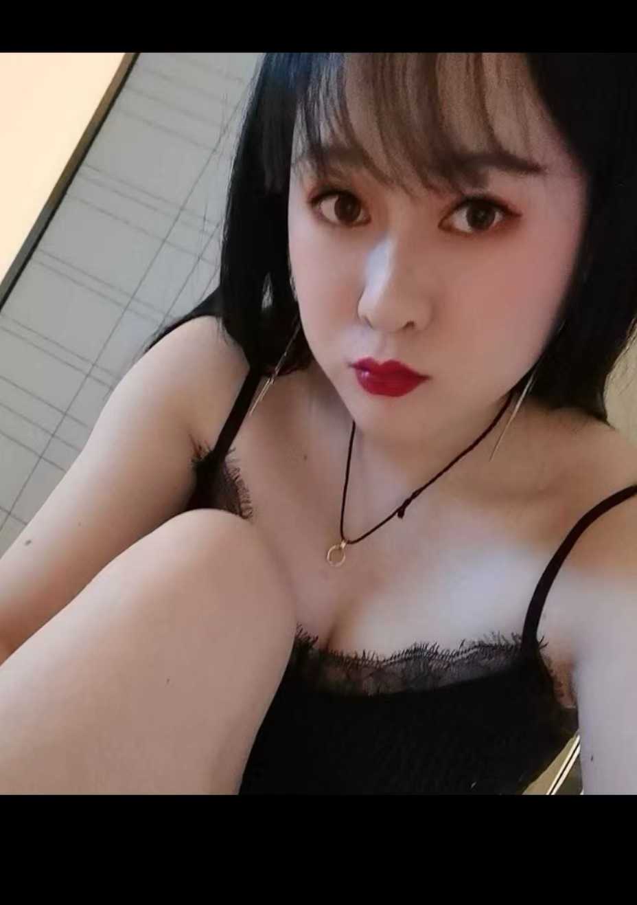 服务好性价比高的妖娆少妇