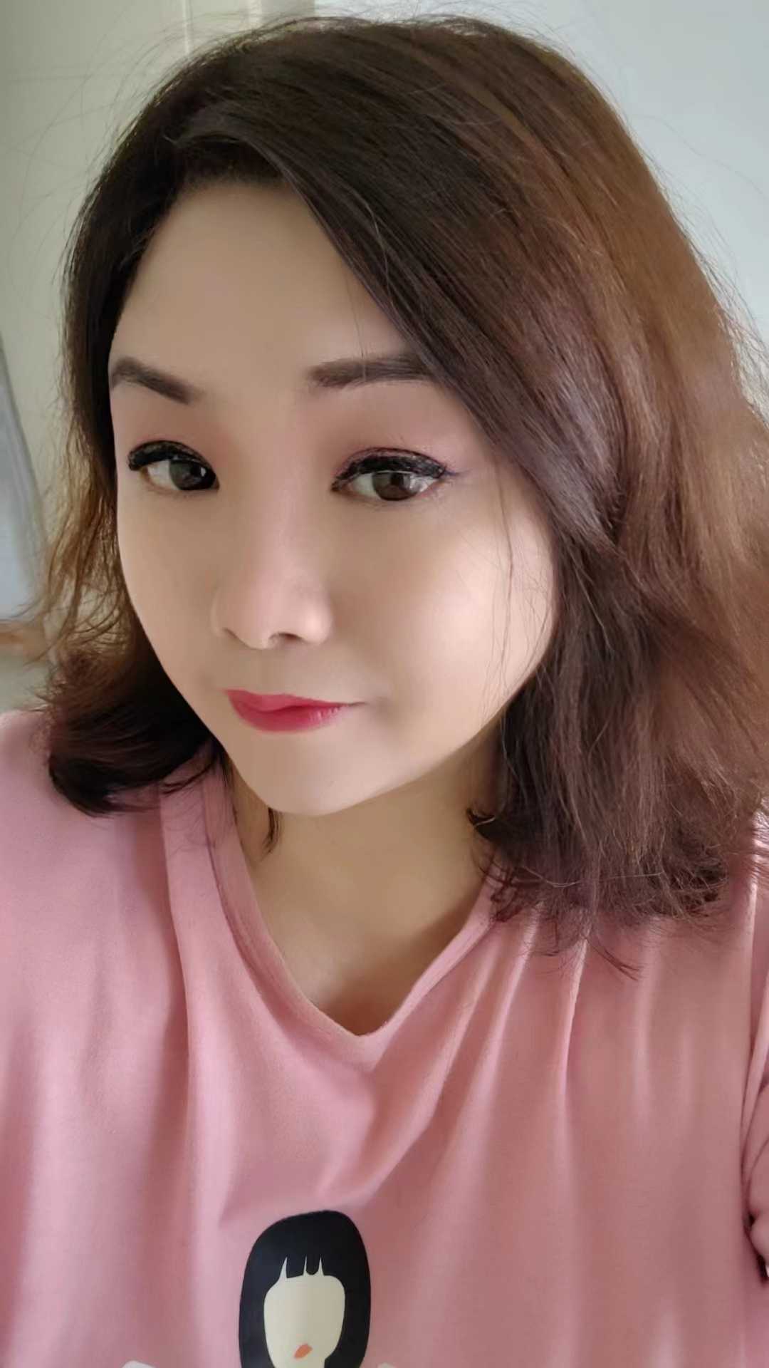 配合各种姿势，熟女一枚