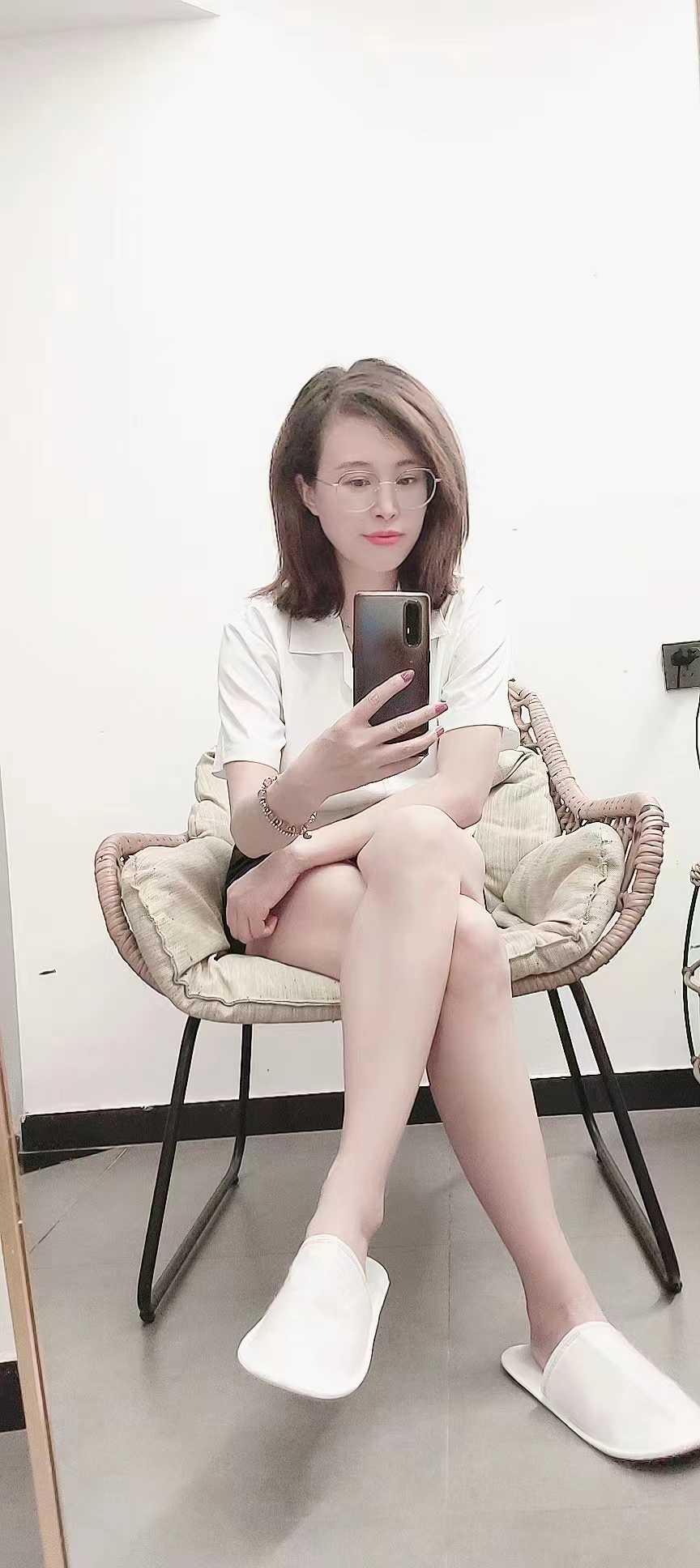 叫声销魂，小穴紧致水多