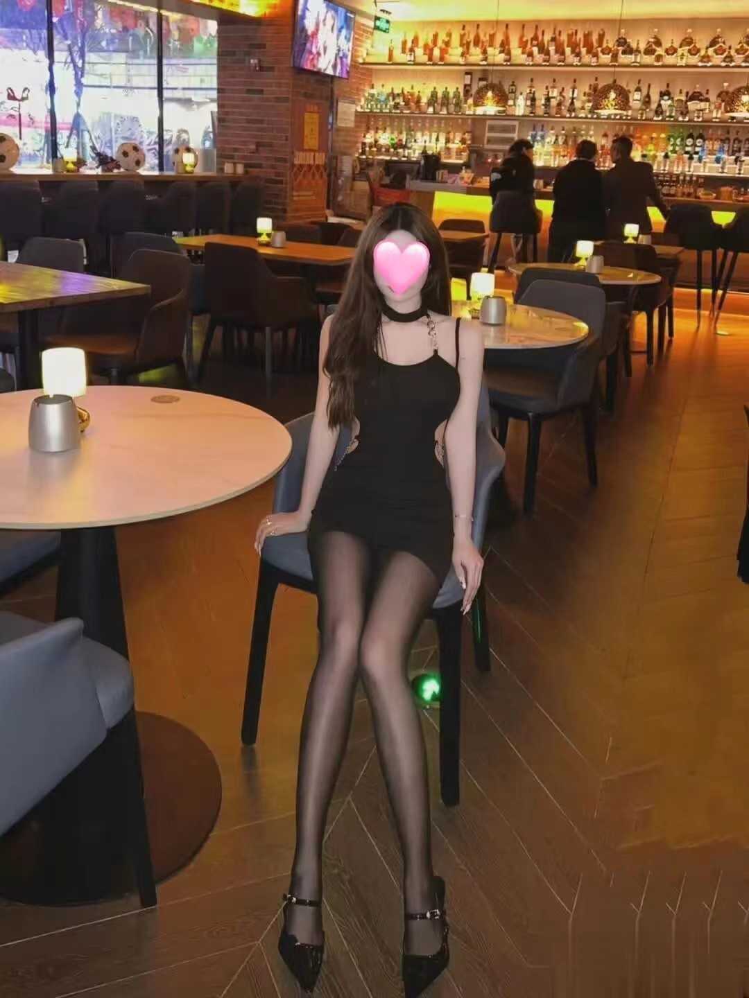 性感妖娆的辣妹，服务不错