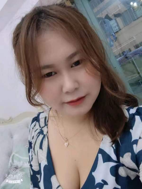 奶子丰满服务好