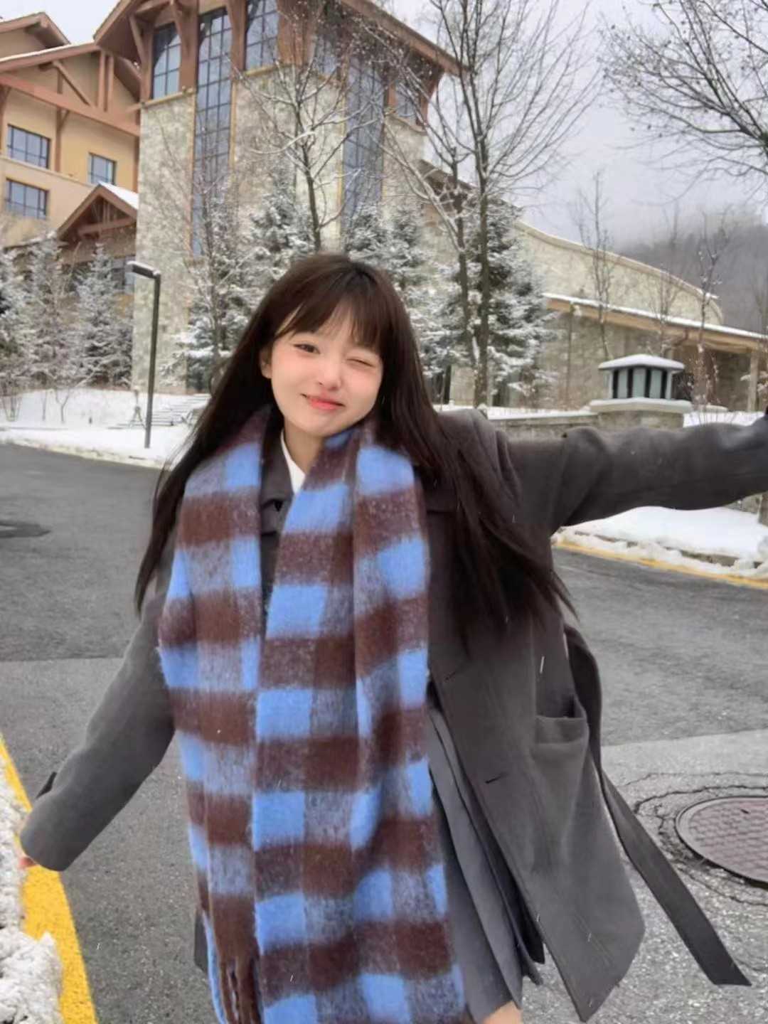 青春靓丽的小姐姐