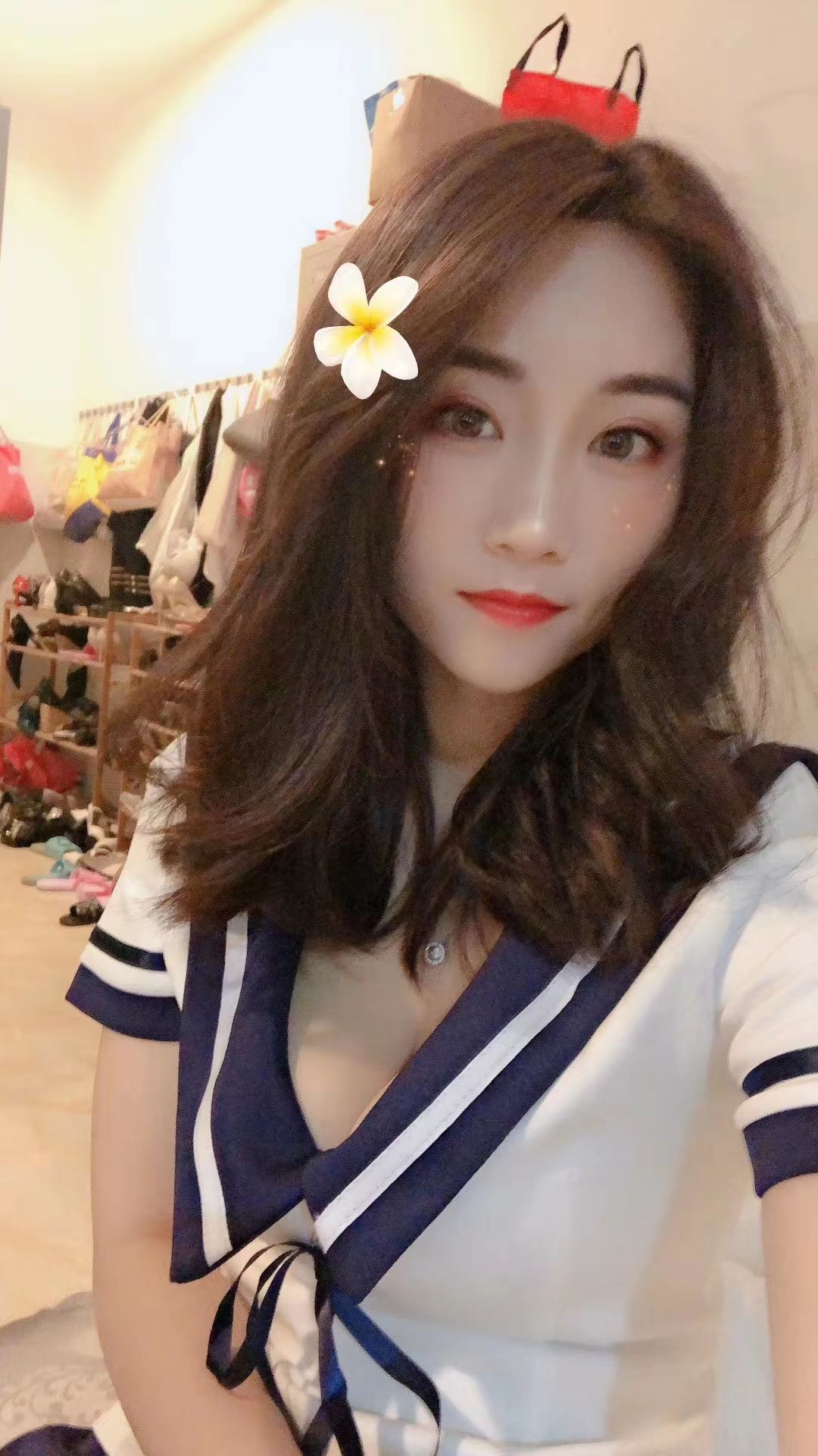 龙岗颜值服务型美女
