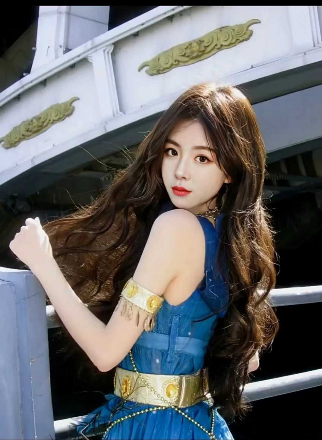 粉嫩紧致，技术好的年轻小模特