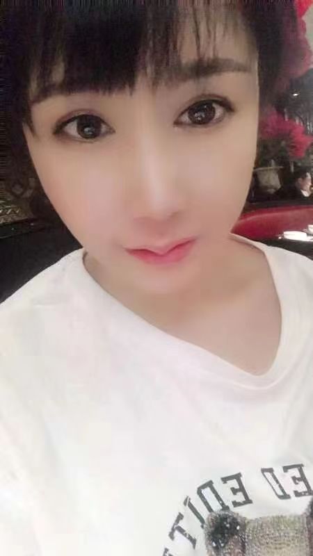 妹子叫声好听，会挑逗