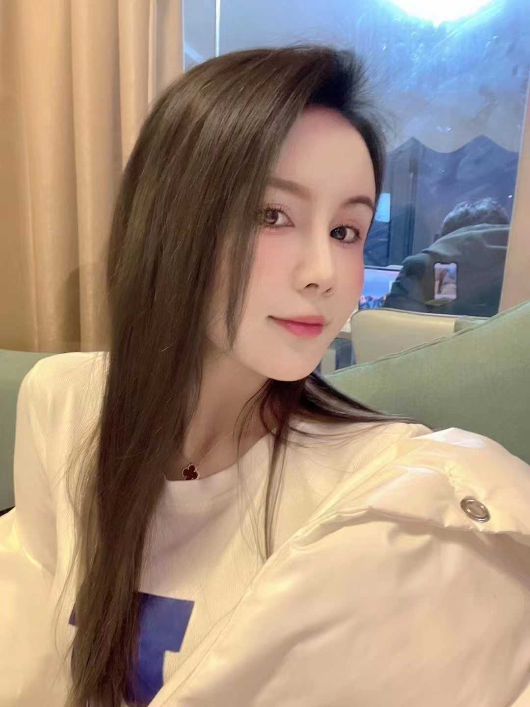 性感火辣的小姐姐