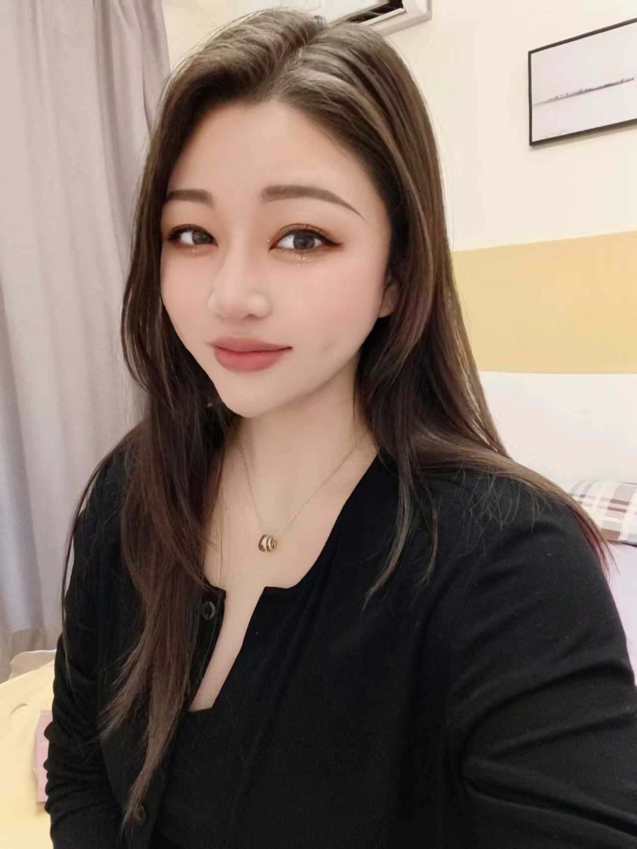 江苏妹子，性感火辣迷人