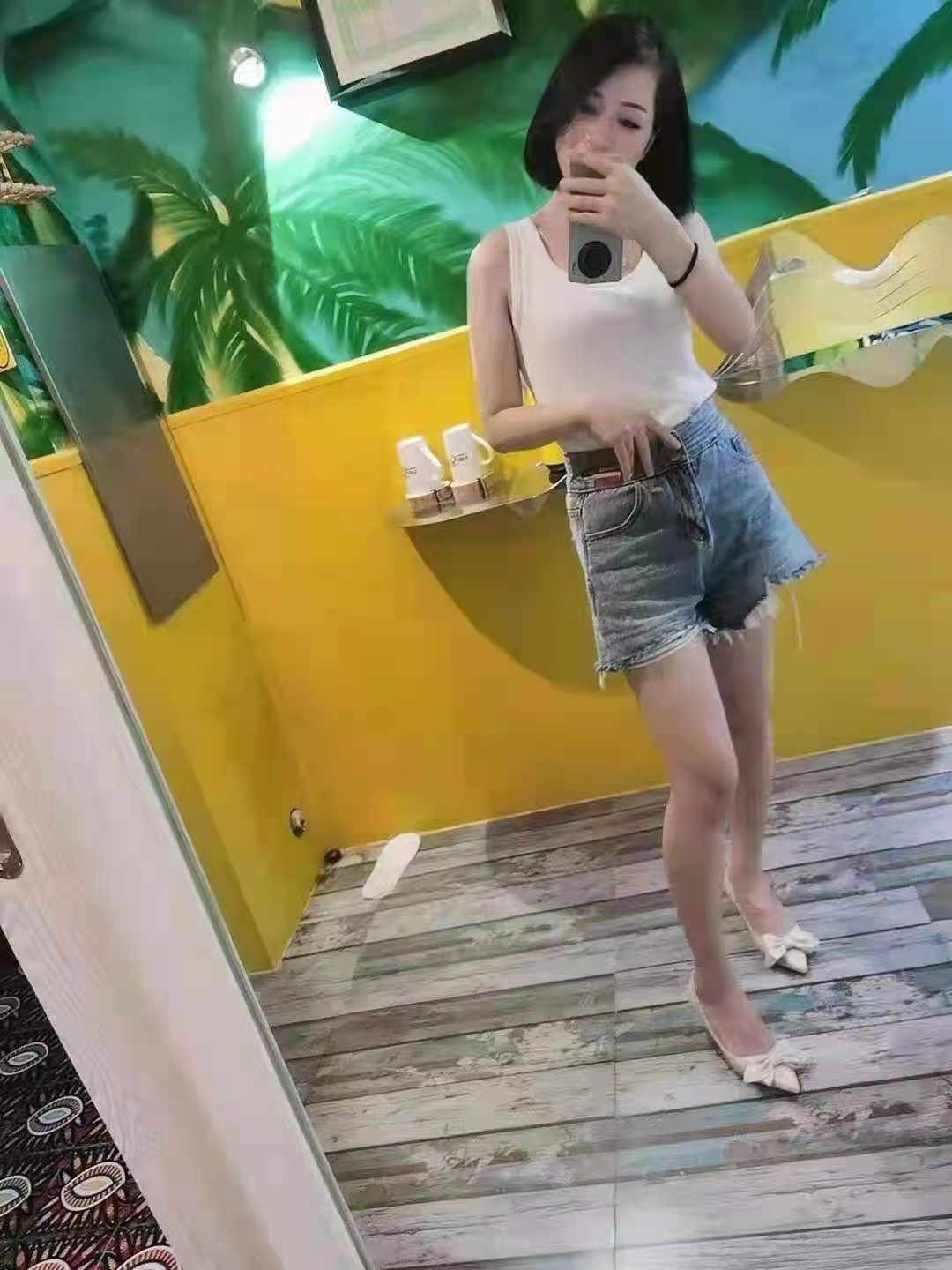 橙子姐姐，有着港姐的样子哦