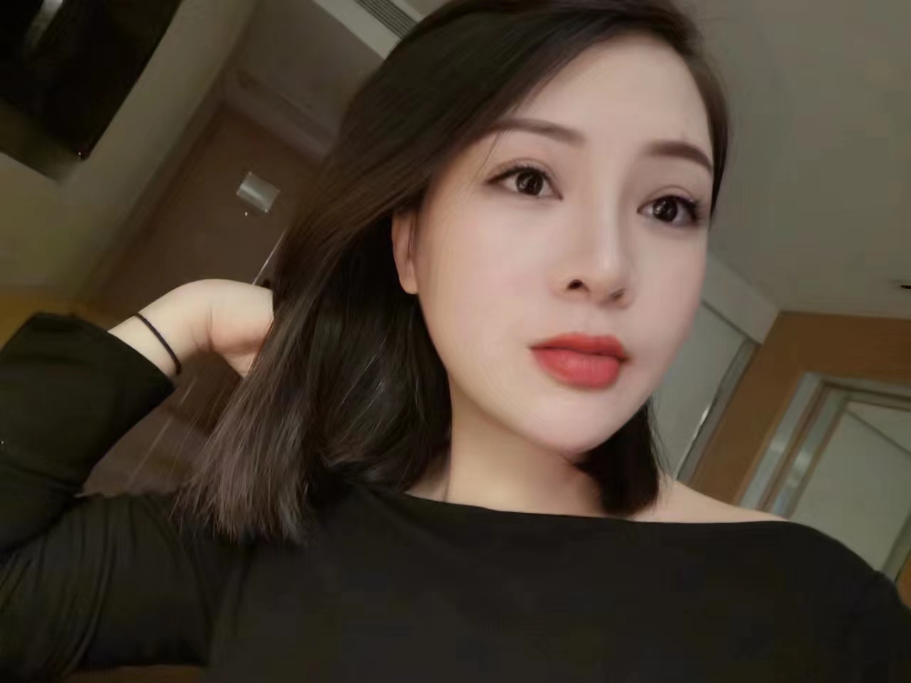 橙子姐姐，有着港姐的样子哦