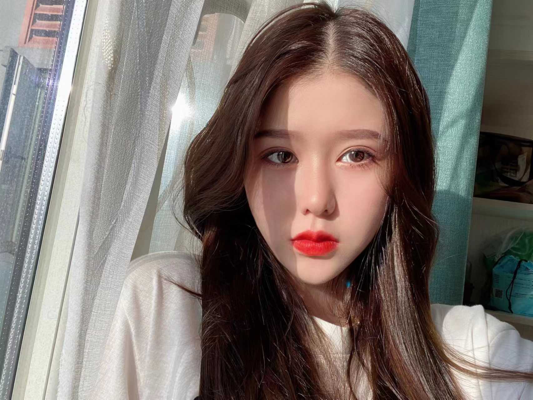 安安小姐姐性感火辣强烈推荐