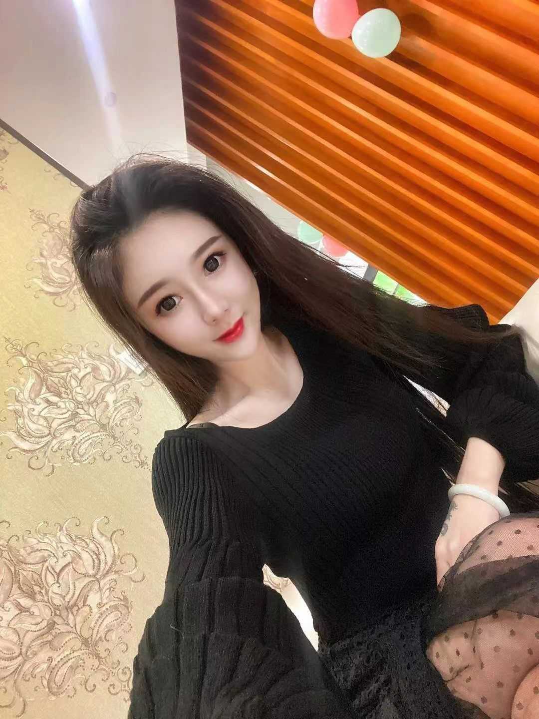 城阳身材好的小姐姐