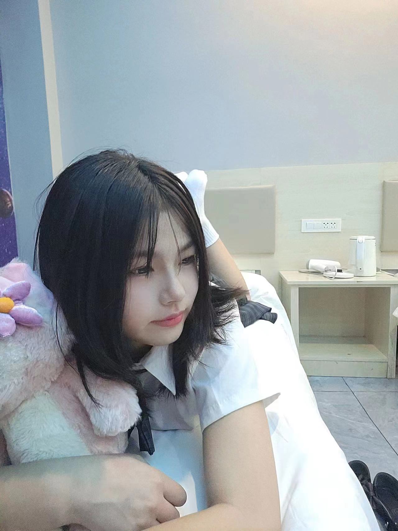 妹妹特乖巧，kh棒，下面真是紧