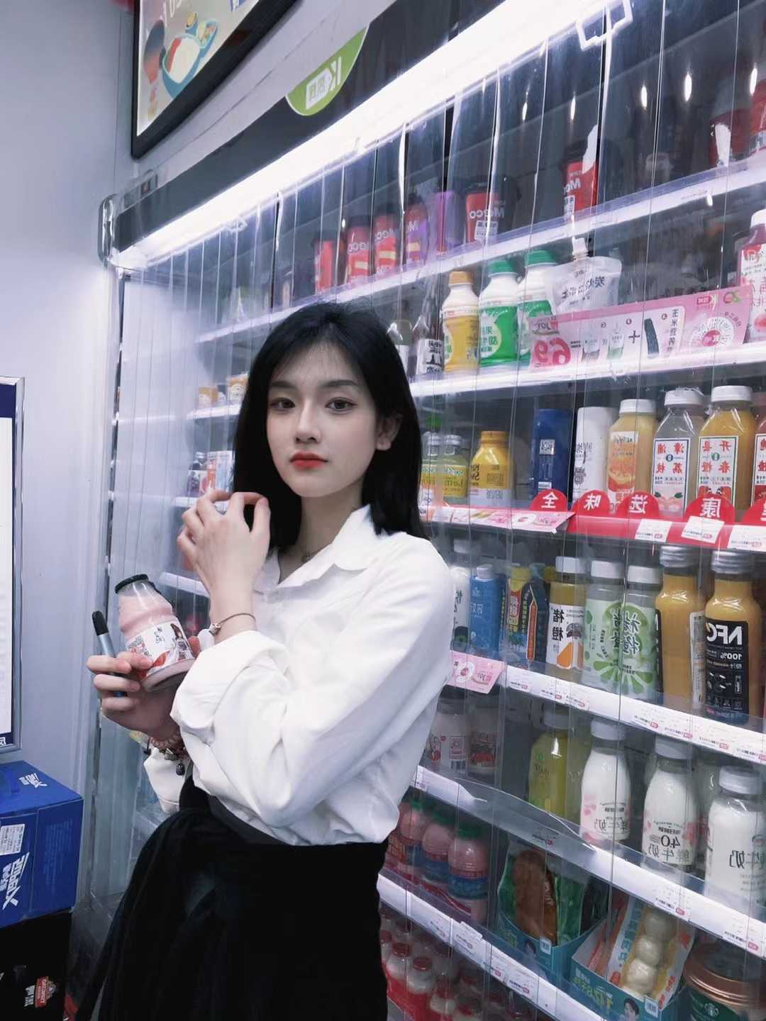 清纯妹子 小贵但不会后悔