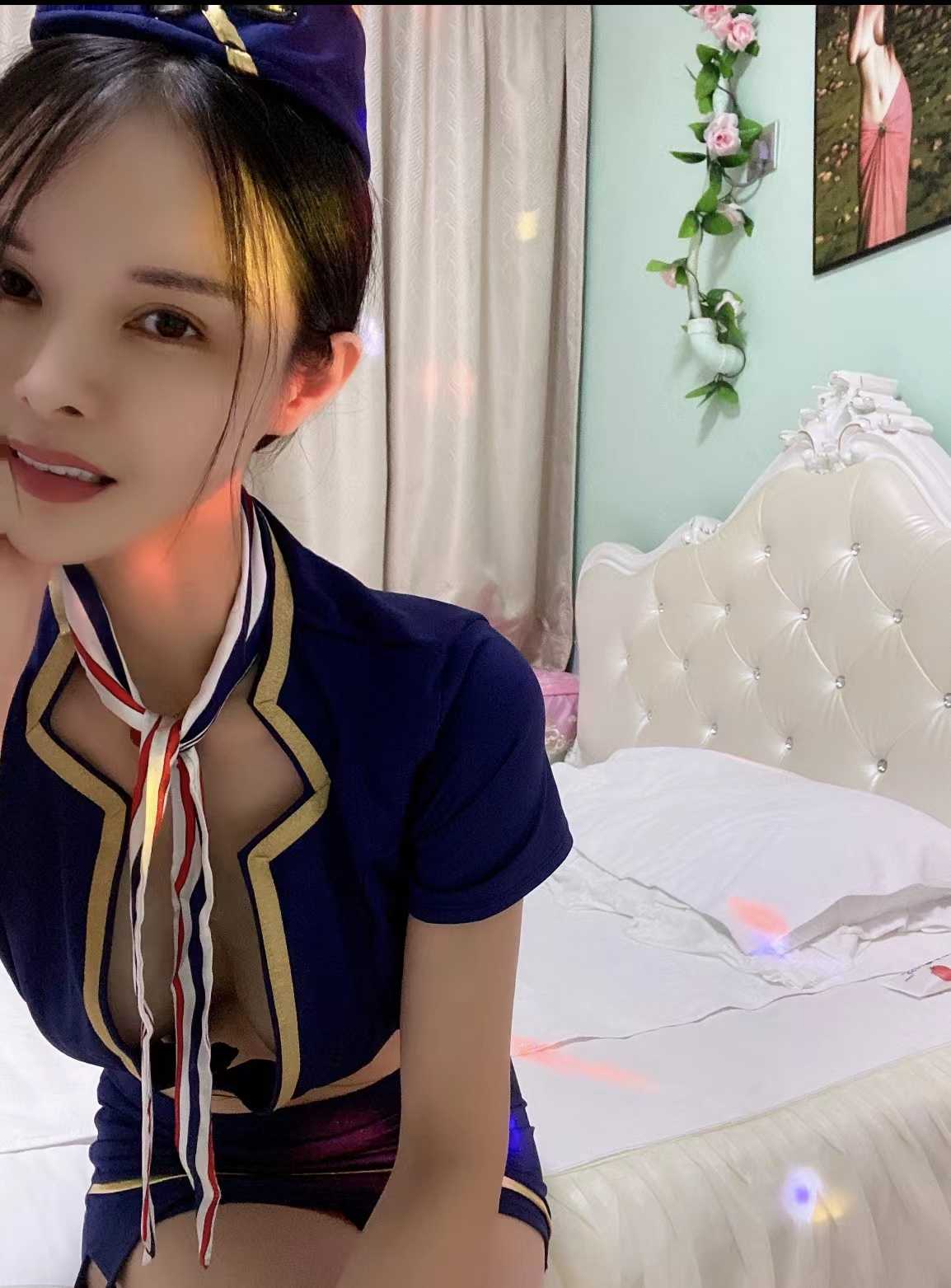 很有气质， 深~hou一流