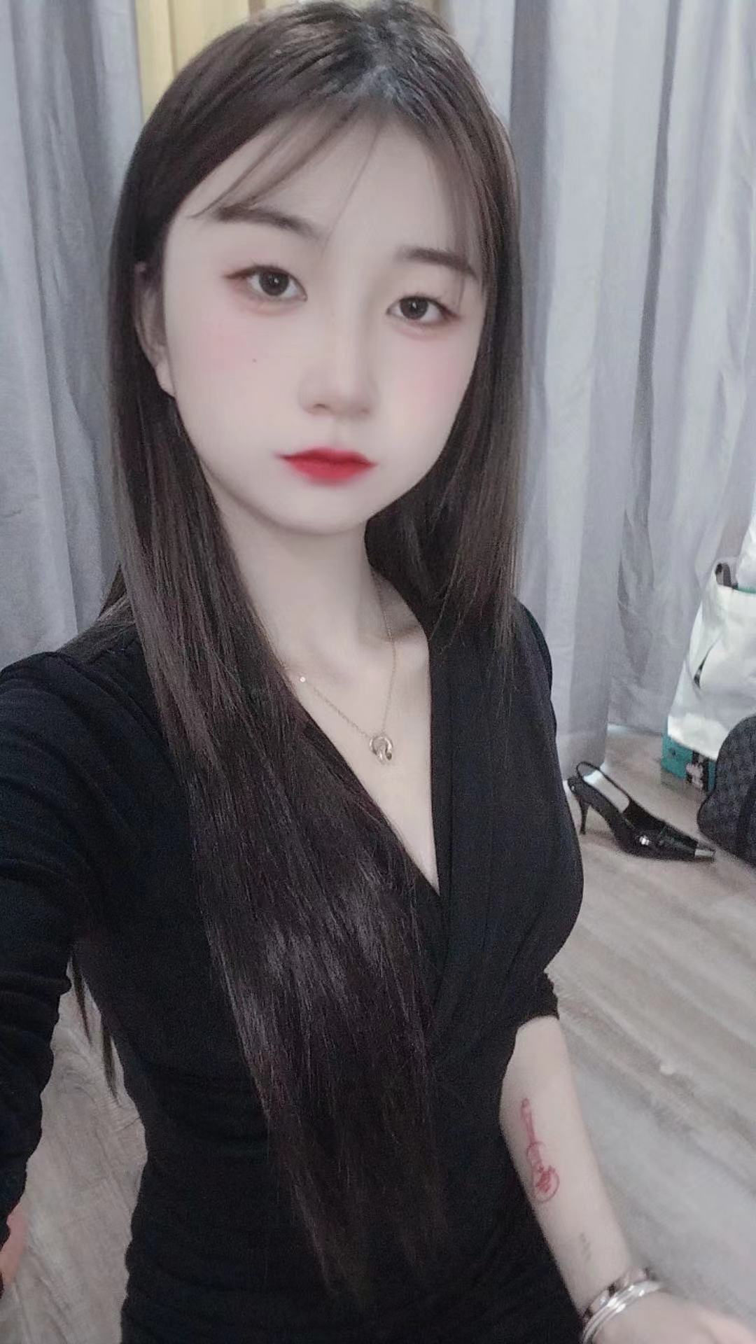 刚下海兼职的妹妹