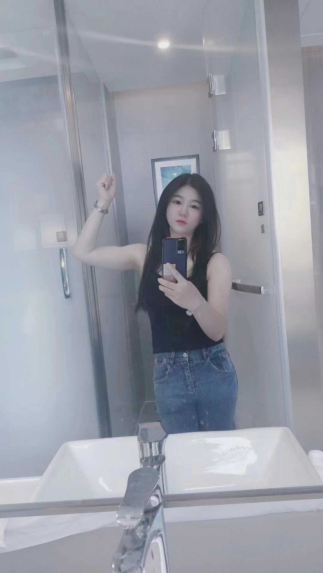 南昌瑜伽老师慧慧