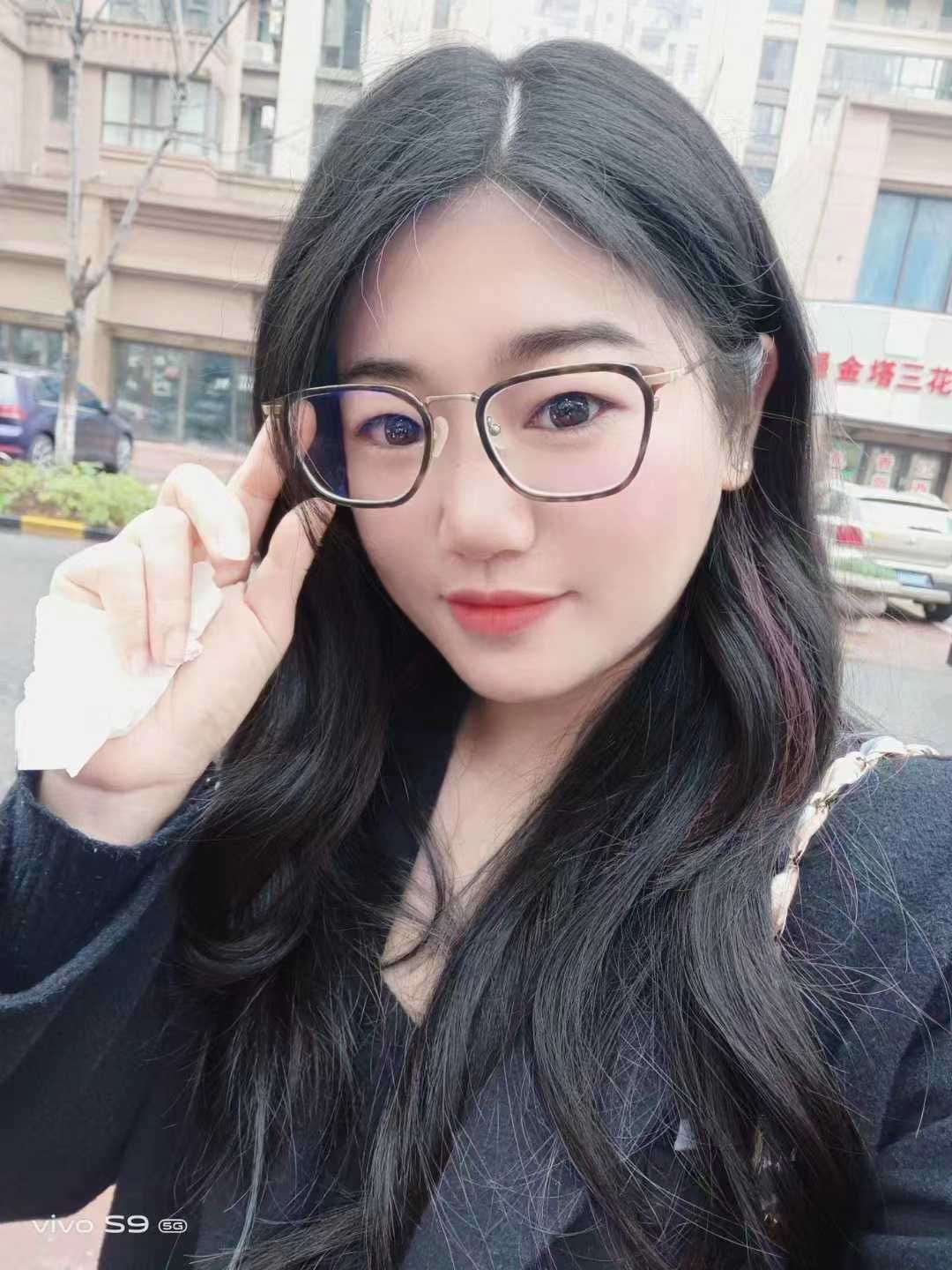 南昌瑜伽老师慧慧