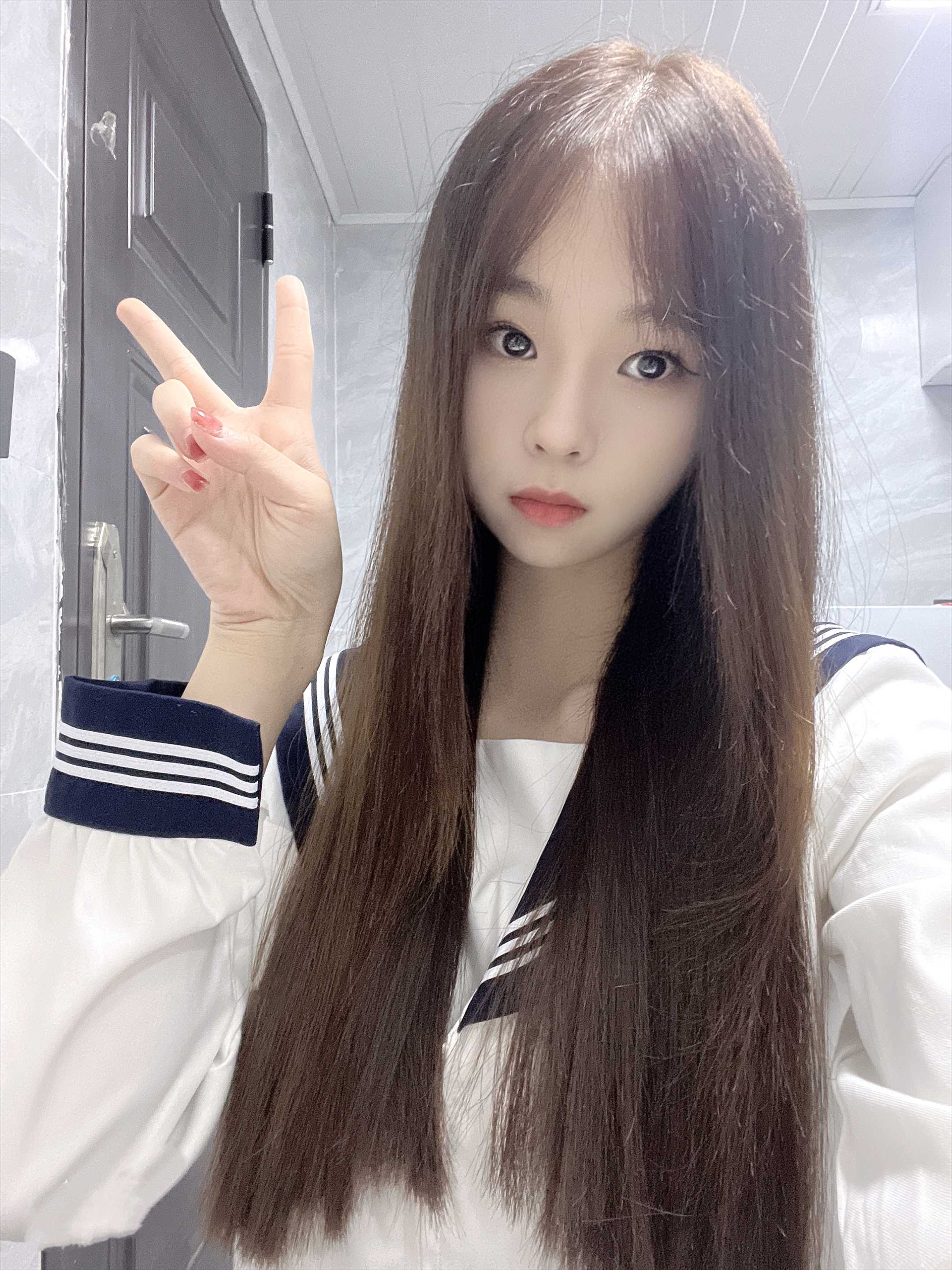 独具一格新来的小姑娘