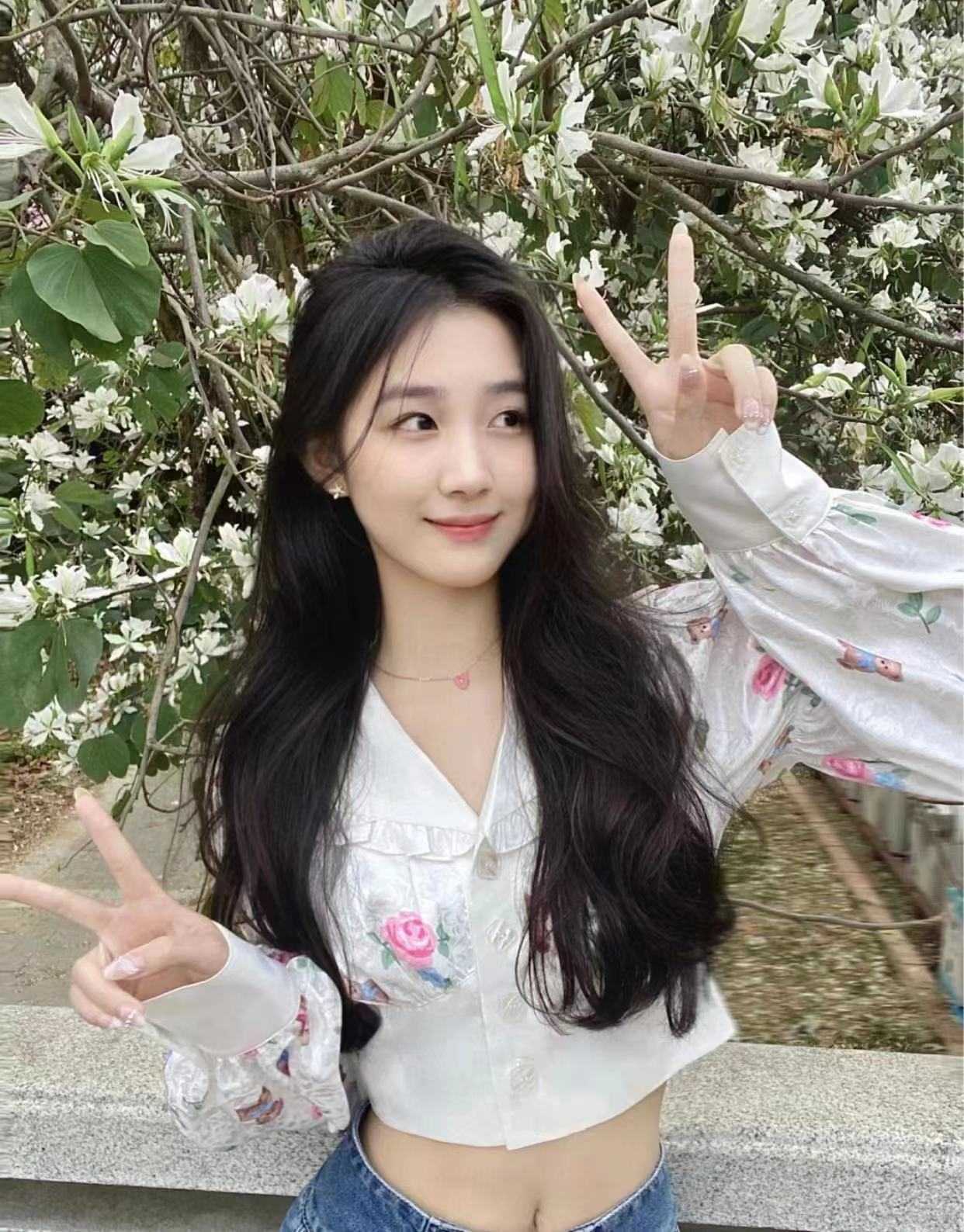 上海00后嫩妹，粉嫩水多