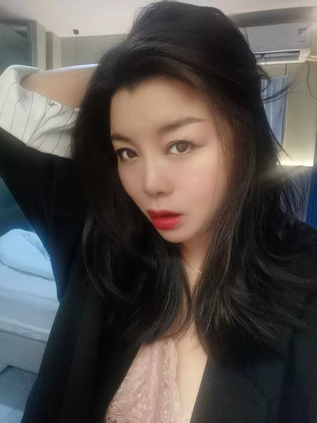 口技真不错深浅加舔的