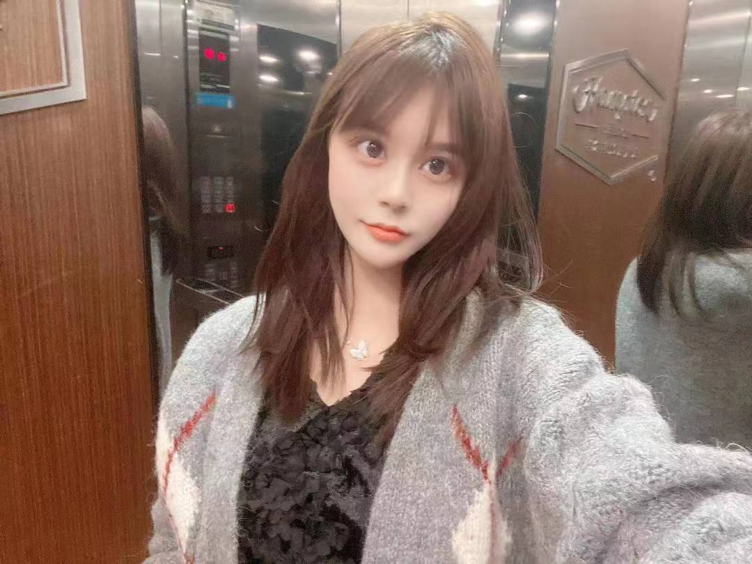 非常的有成就感，妹子还特别的配合