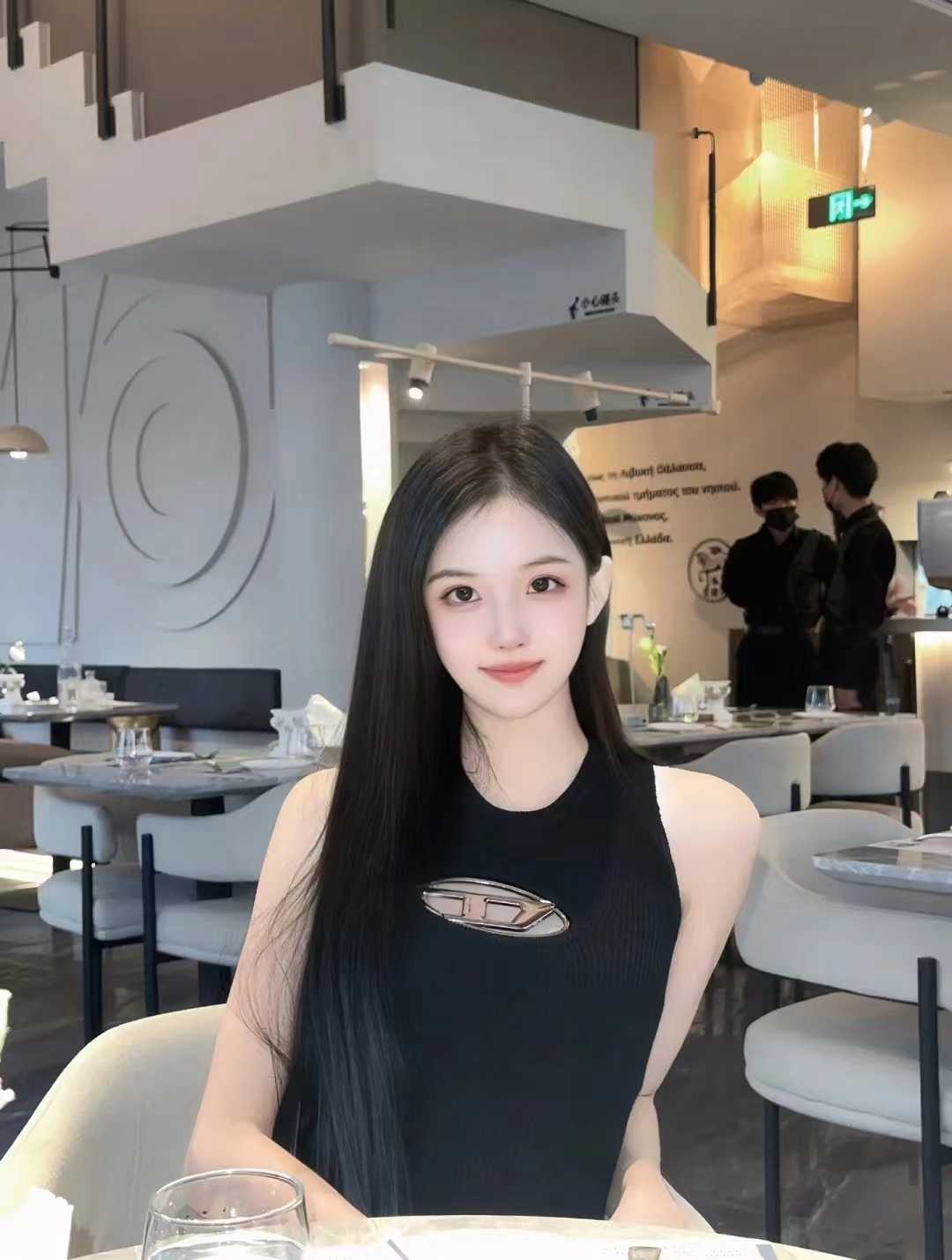 舞蹈老师刚下海粉嫩多汁