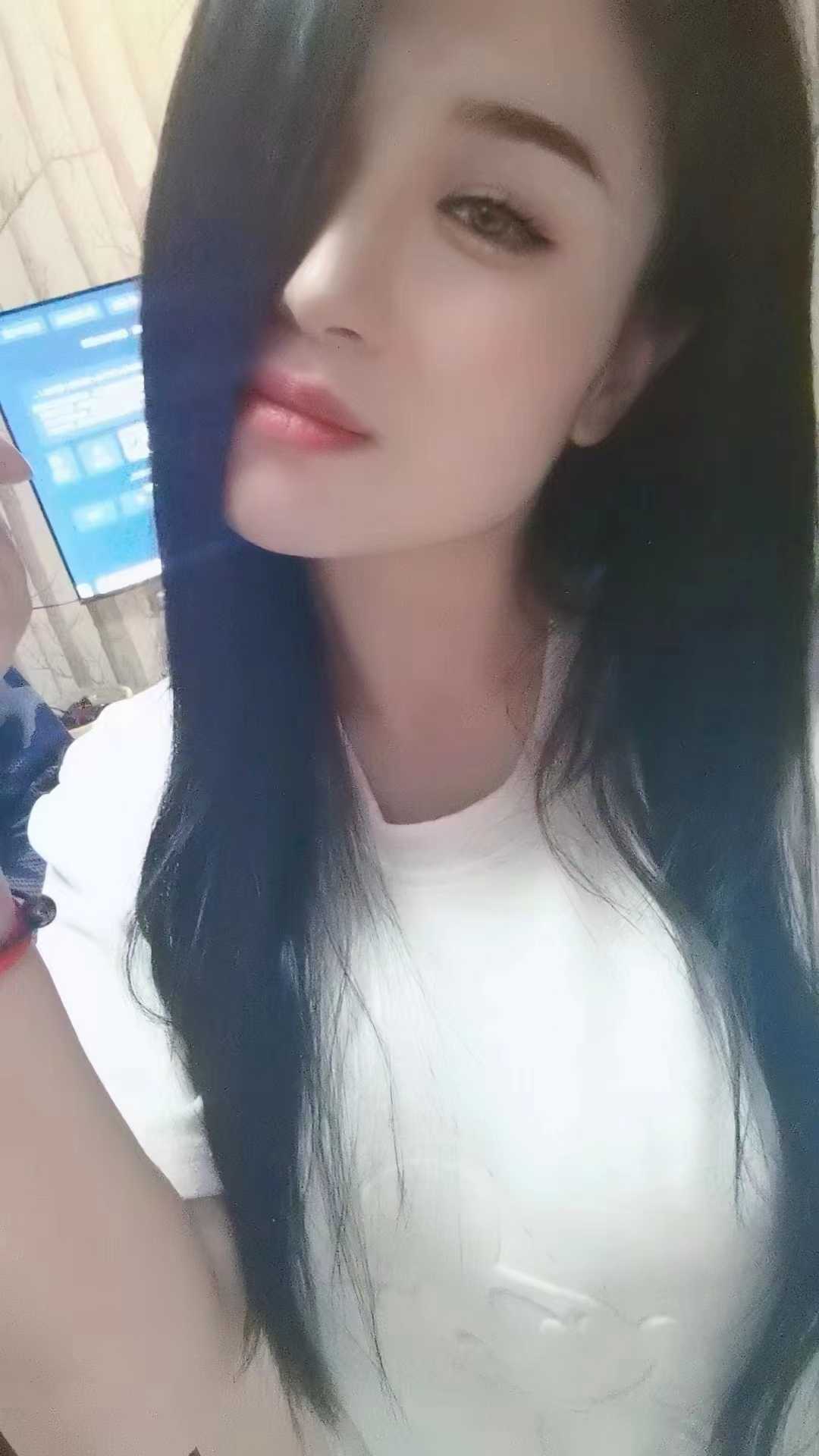 姿势很多，也可以自己调教