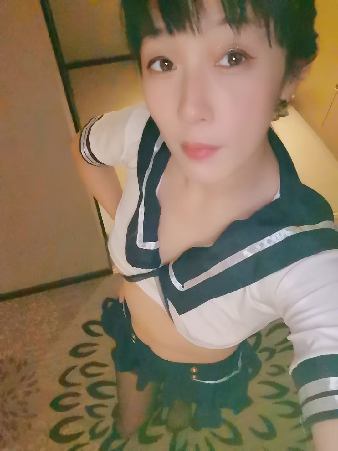 标准的一个小少妇