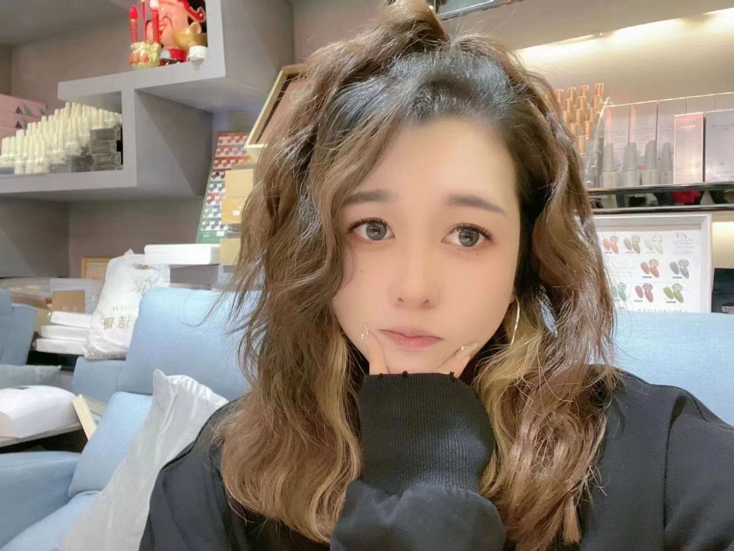 性价比超级高的年轻妹妹