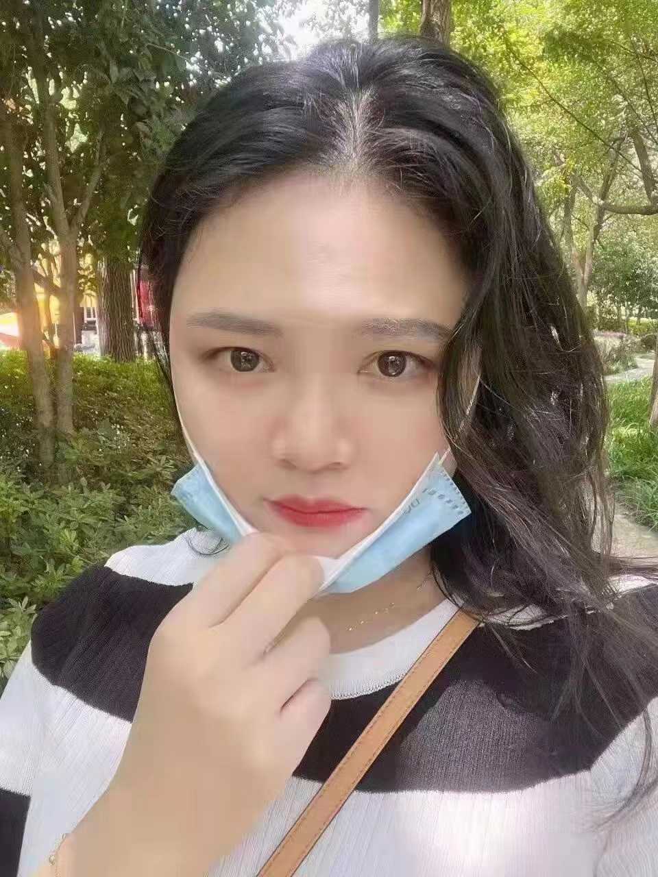 温柔善良小姑娘