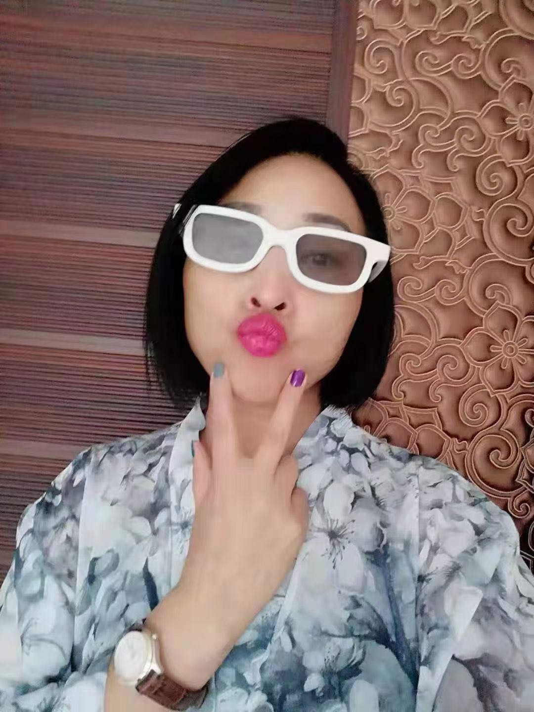 栖霞一个淑女 腿上有纹身 很适合泻火 服务系 颜值党就别来了