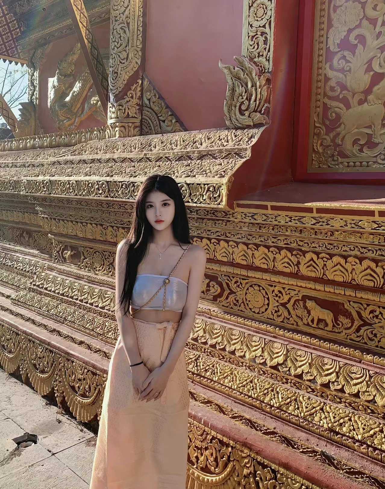 刚下海的年轻漂亮小妹