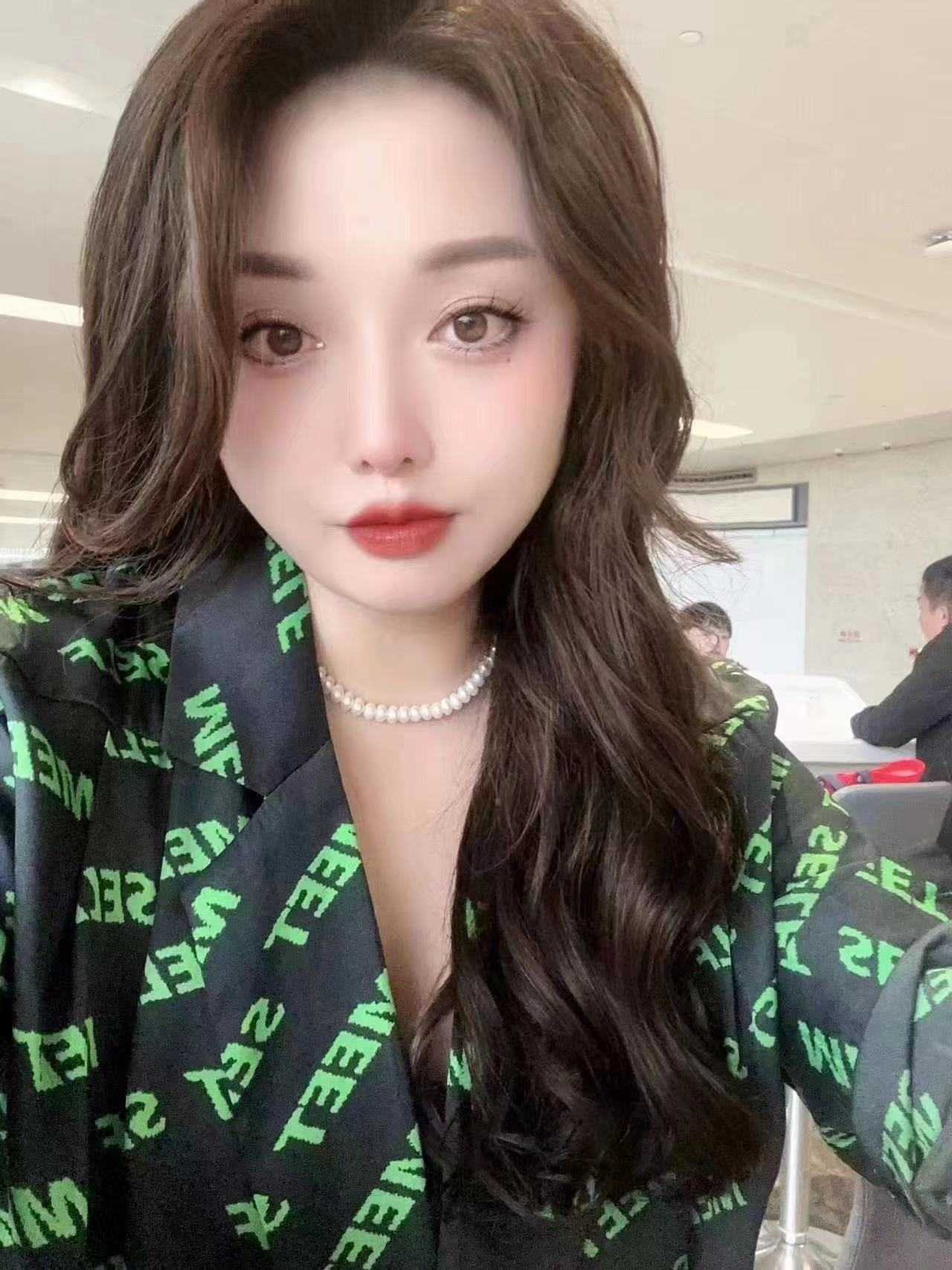 叫的真动听，各种动作都能做出来配合我