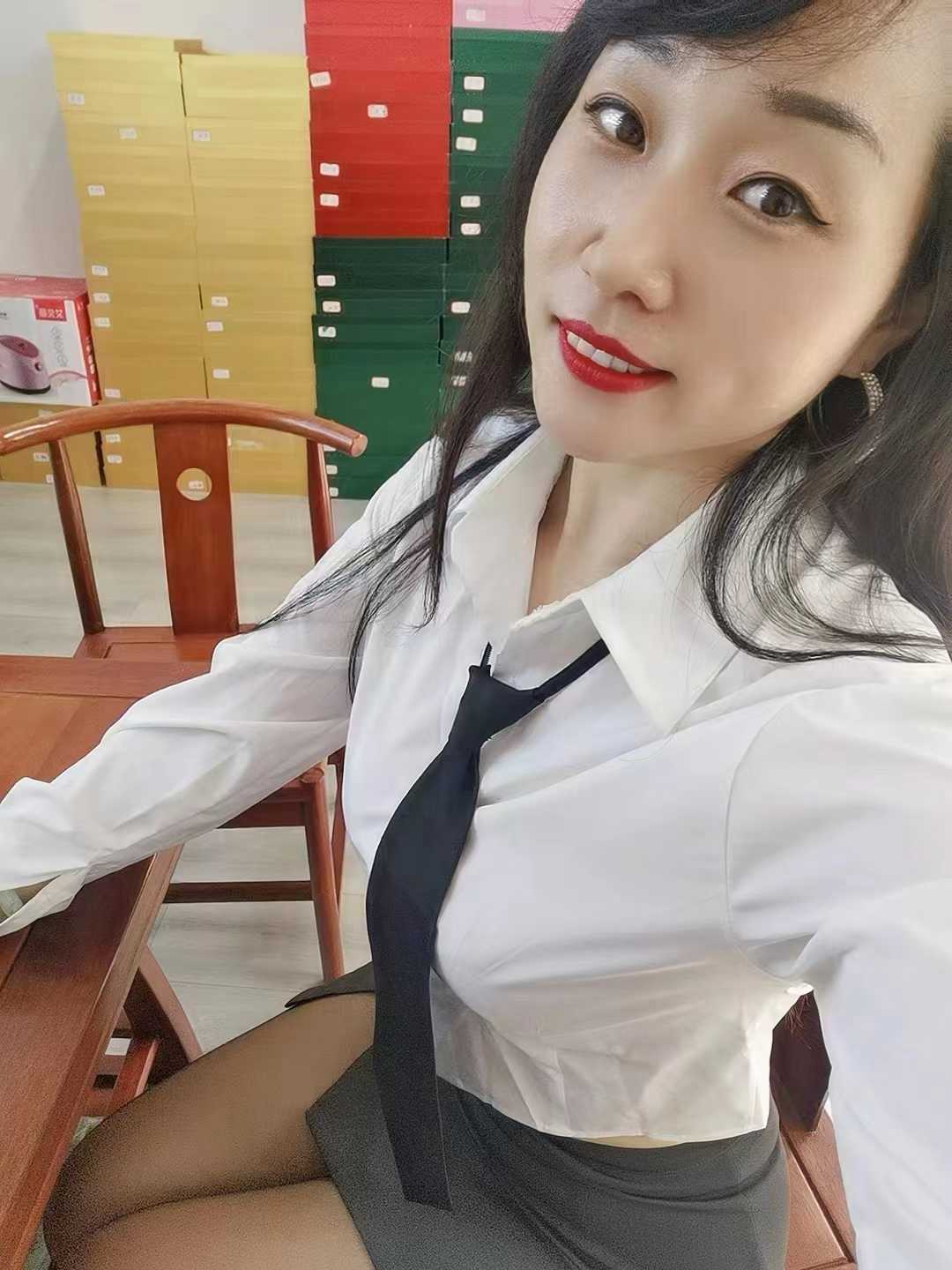 黑丝诱惑，性感舞蹈姐姐