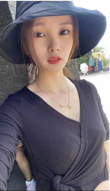 心中的完美女友