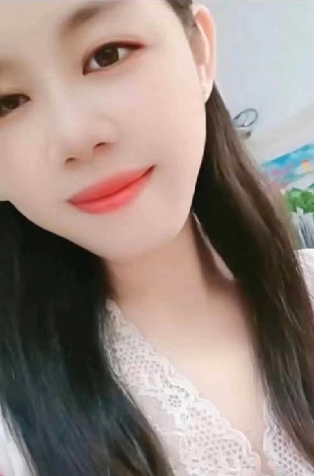 活儿轻重有度，姿势后面很配合