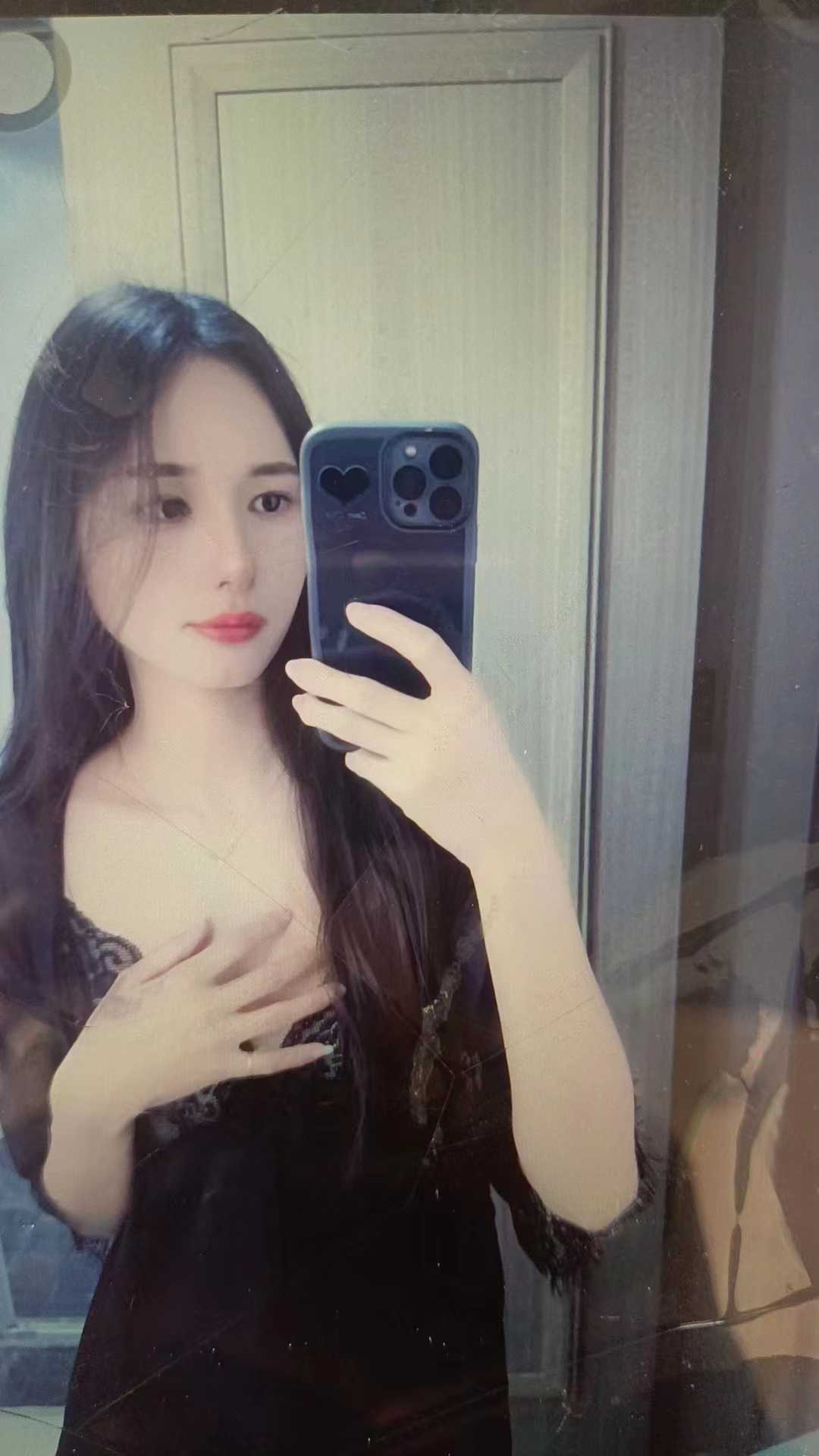 风情迷人女人味非常有气质