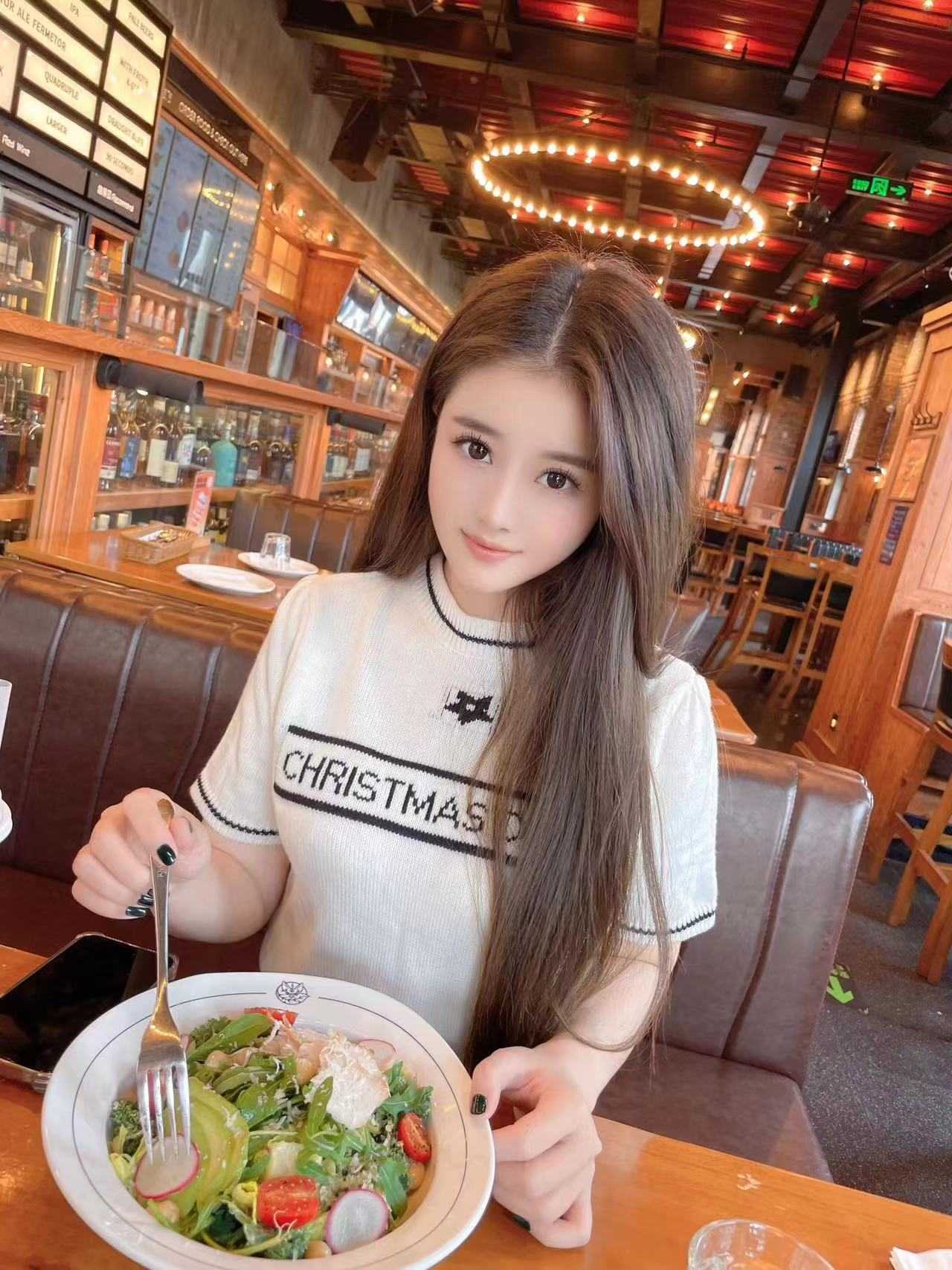 叫的很大声，满足