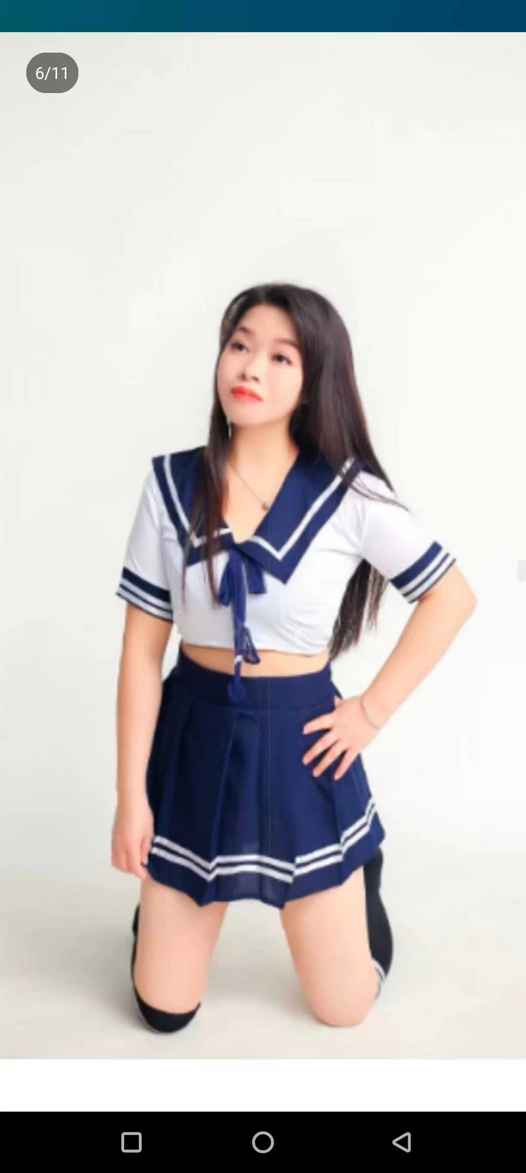 妹子很热情 穿的比较sao