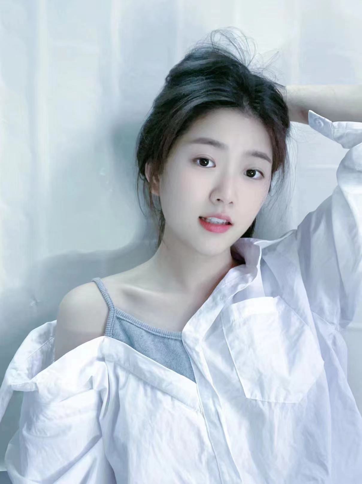 性格特别乖巧，不事多