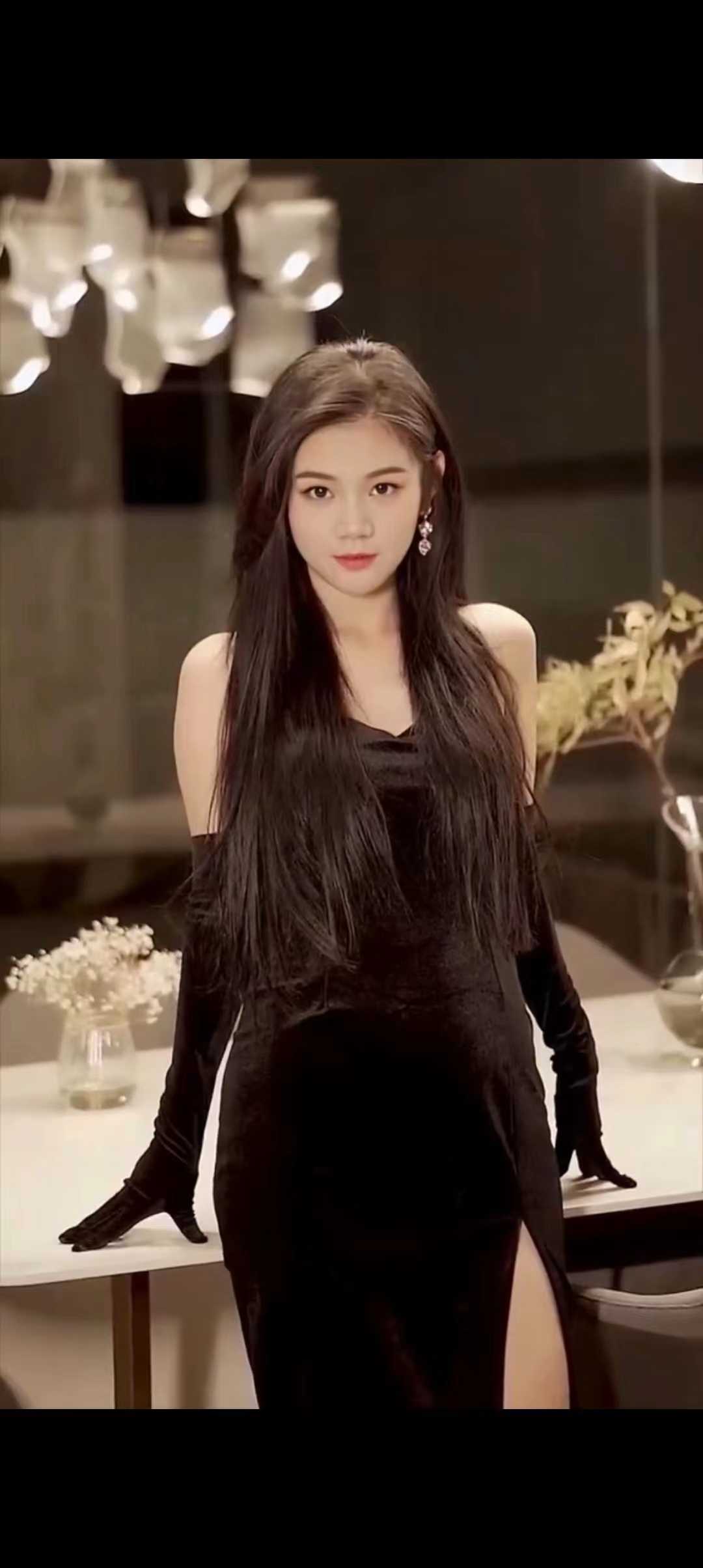 极致清纯可爱的小姐姐