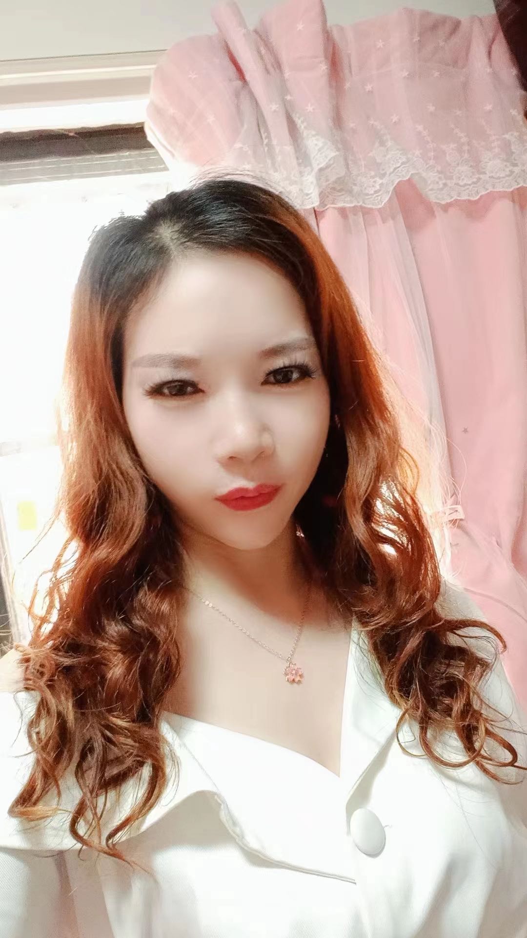 自聊自做，心态决定状态、沉默是金.微笑待人.