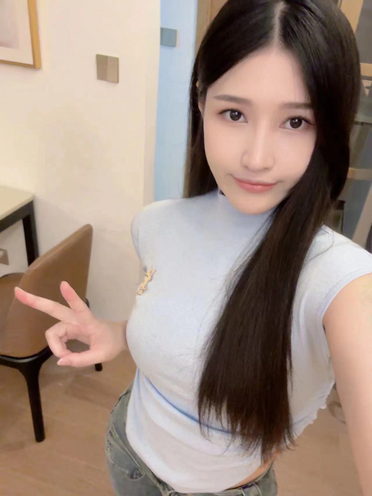 身材性感火辣的御姐范