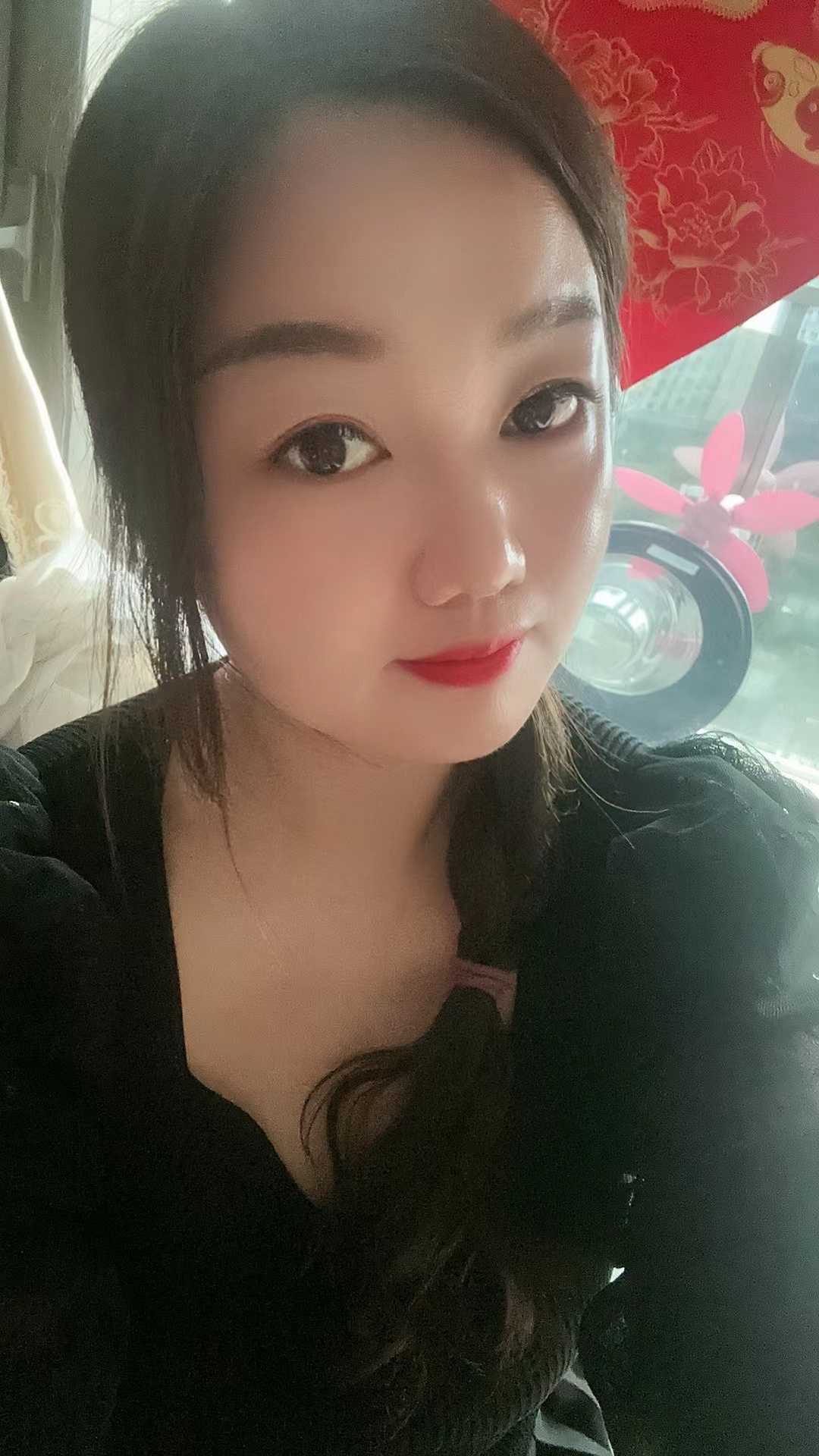 宝安丰满型御姐