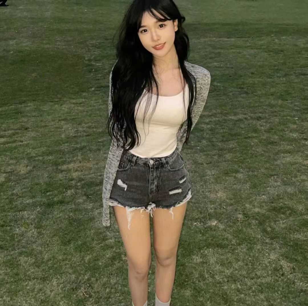 白白嫩嫩的护士小姐姐